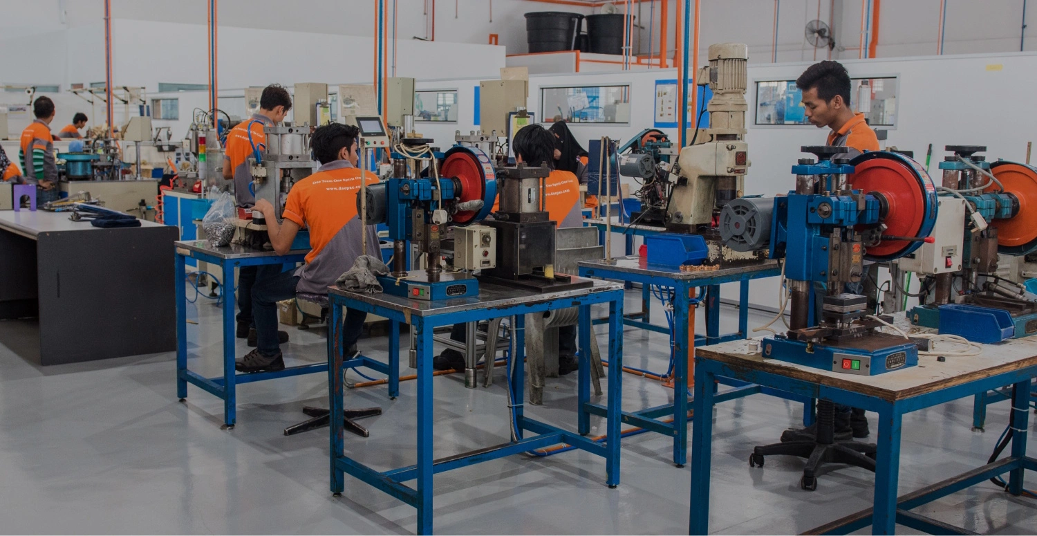 Mobile :: Subpage Masthead :: Manufacturing